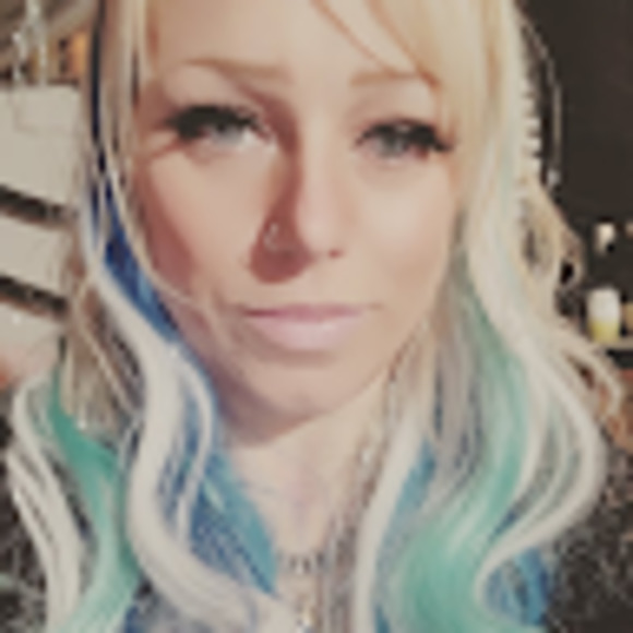 Meet your Posher, Poltergeist - Picture 1 of 1